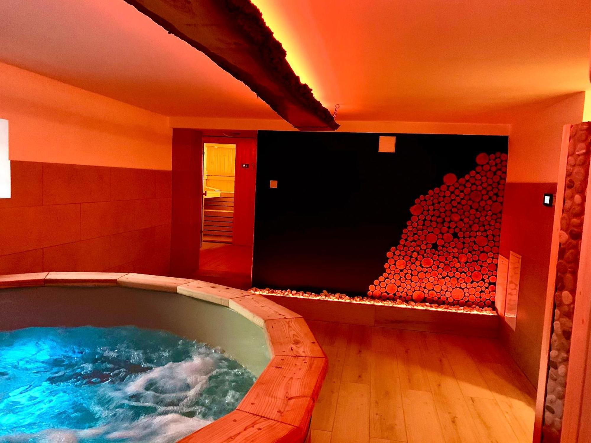 Domek Monte Black Z Jacuzzi I Sauna Finska Stronie Slaskie Exterior foto